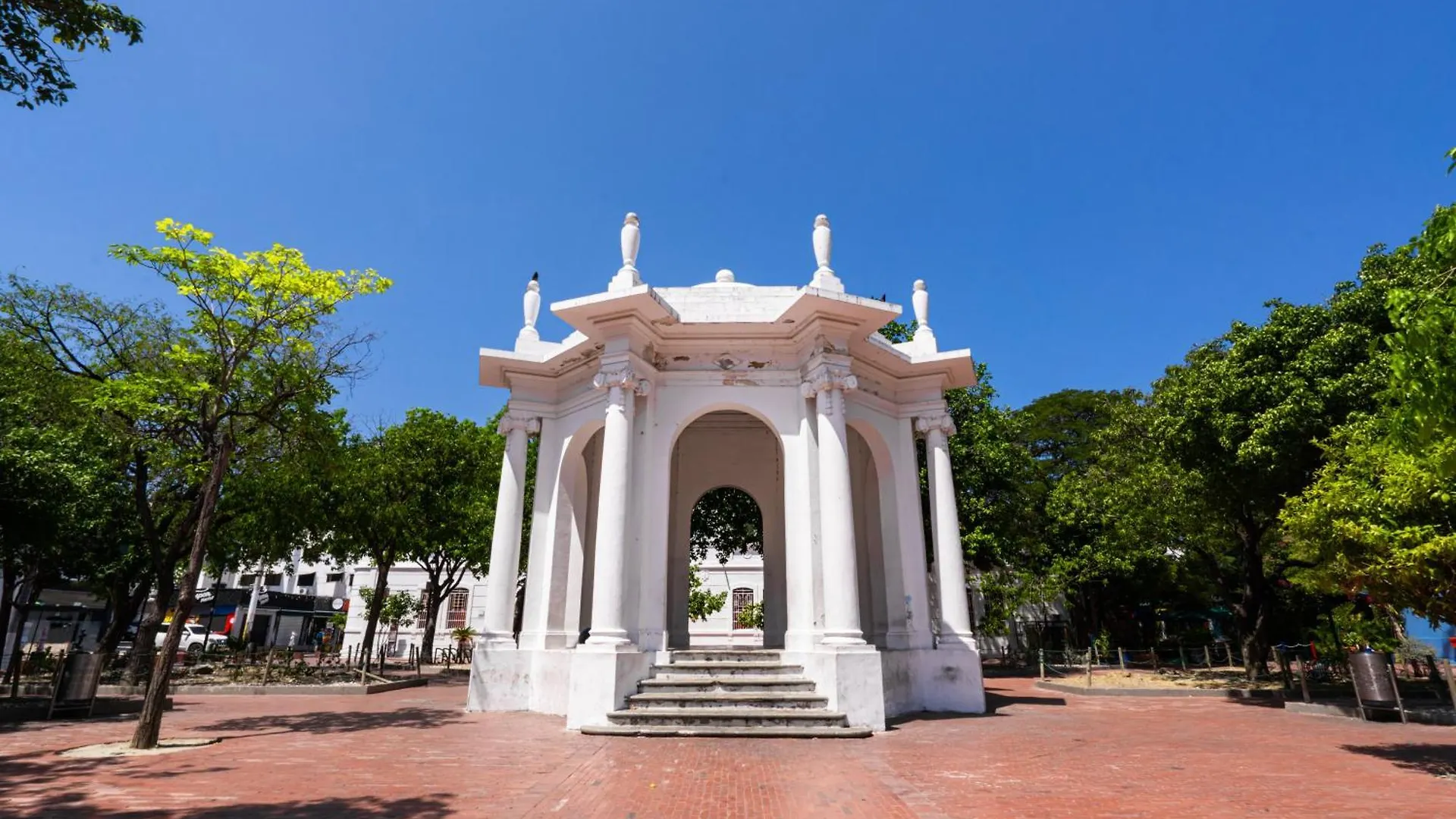 ***  Hotel Tayromar Santa Marta  Colombia