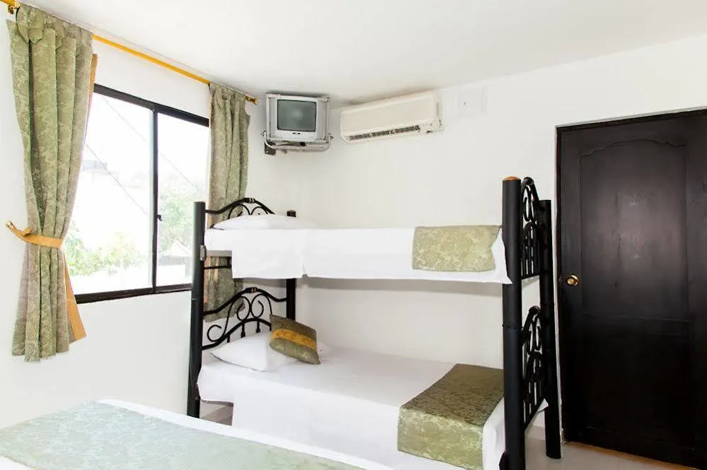 Hotel Tayromar Santa Marta   Santa Marta (Magdalena)