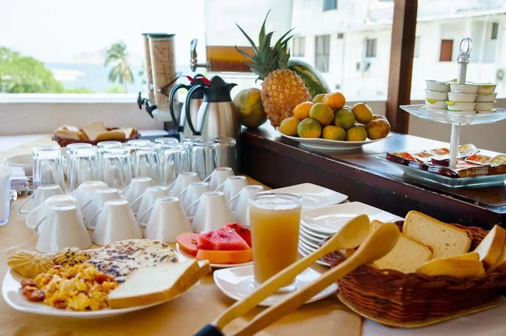 Hotel Tayromar Santa Marta   Santa Marta (Magdalena)